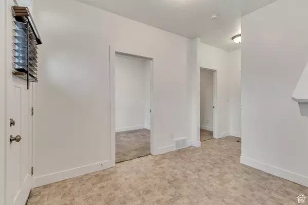 West Jordan, UT 84081,7896 S 5410 W