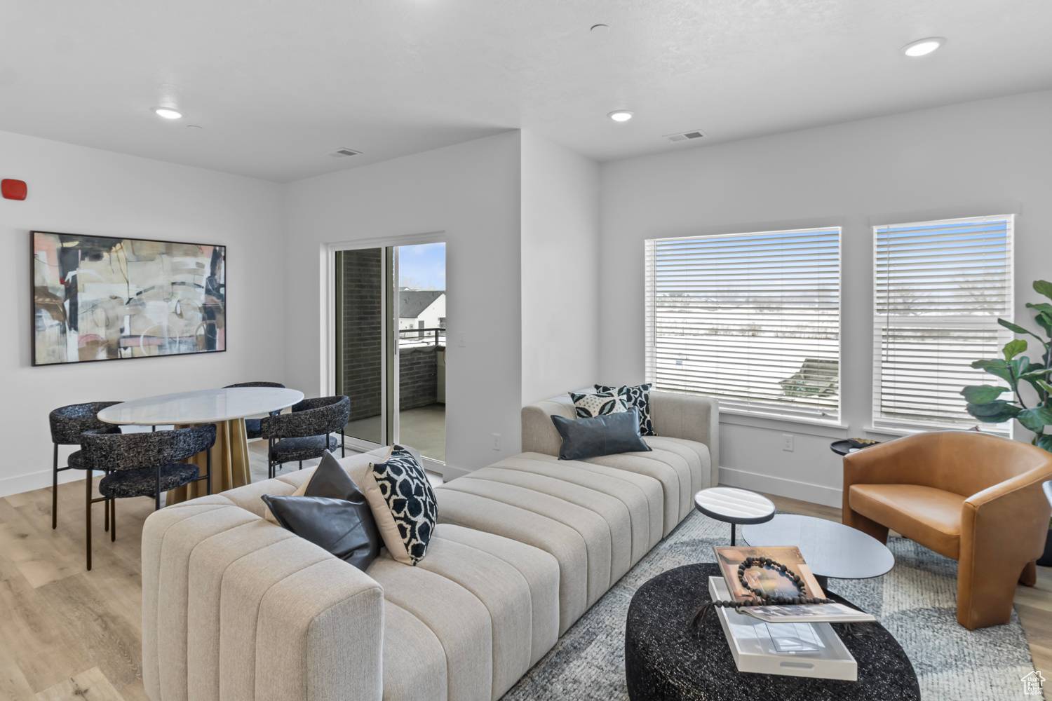 Nibley, UT 84321,3085 S 225 W #204
