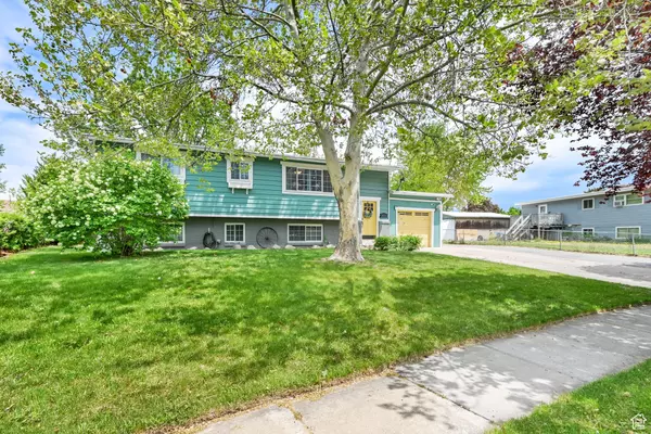 Syracuse, UT 84075,1435 VALERIE DR