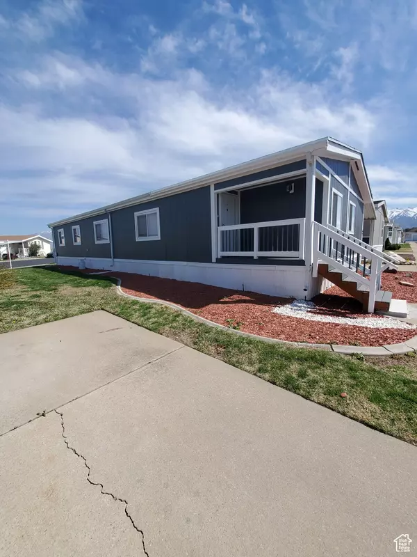 Roy, UT 84067,3750 MIDLAND DR #62