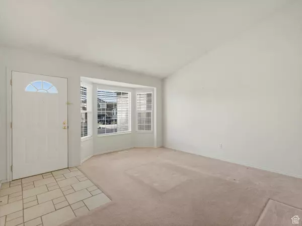 West Valley City, UT 84118,6189 W DEER SPRINGS LN S