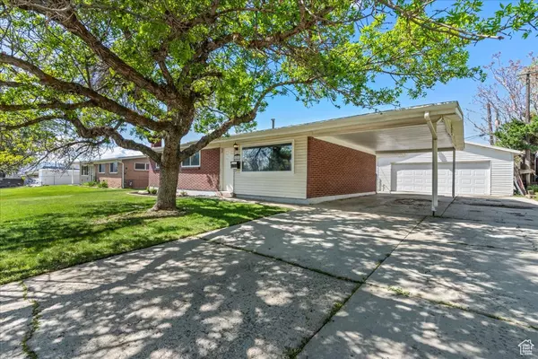 Sandy, UT 84094,1257 E SERPENTINE WAY