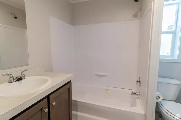 West Valley City, UT 84119,1761 W AMERICAN PARK DR