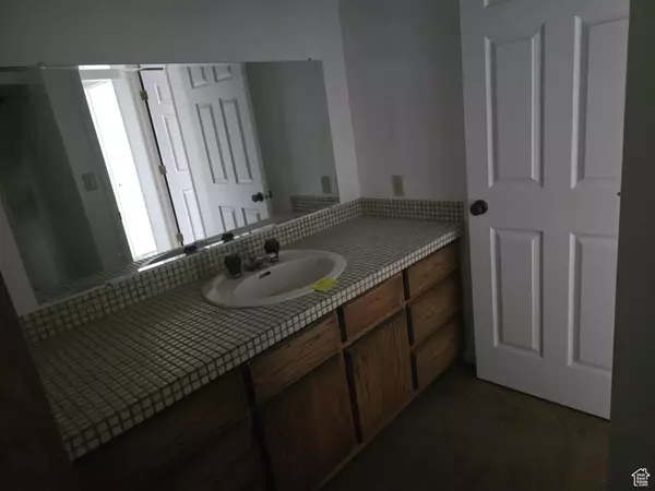 Orem, UT 84097,443 N 450 E