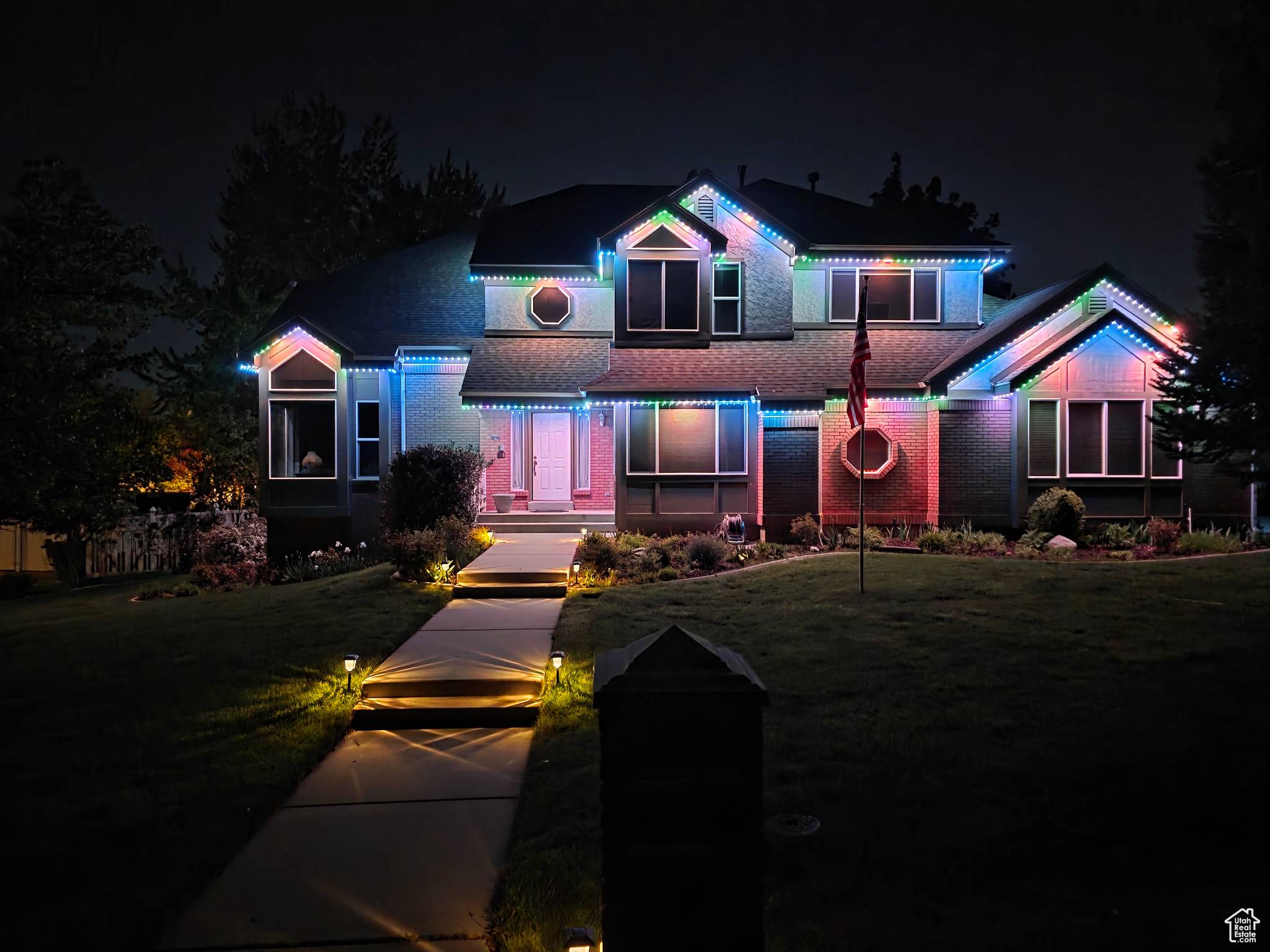 Sandy, UT 84092,22 SNOWSTAR LN