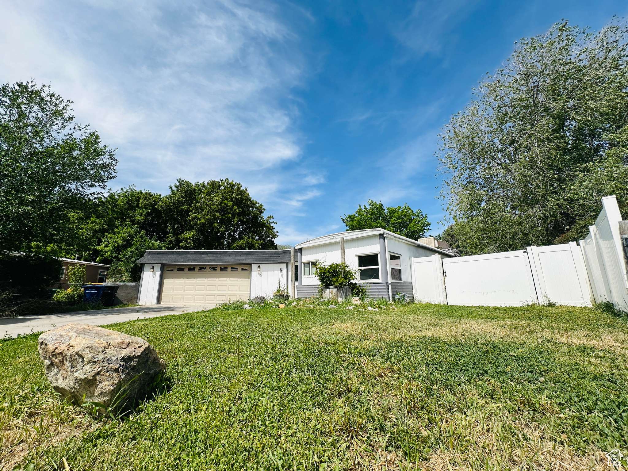 West Jordan, UT 84084,7094 S 1205 W