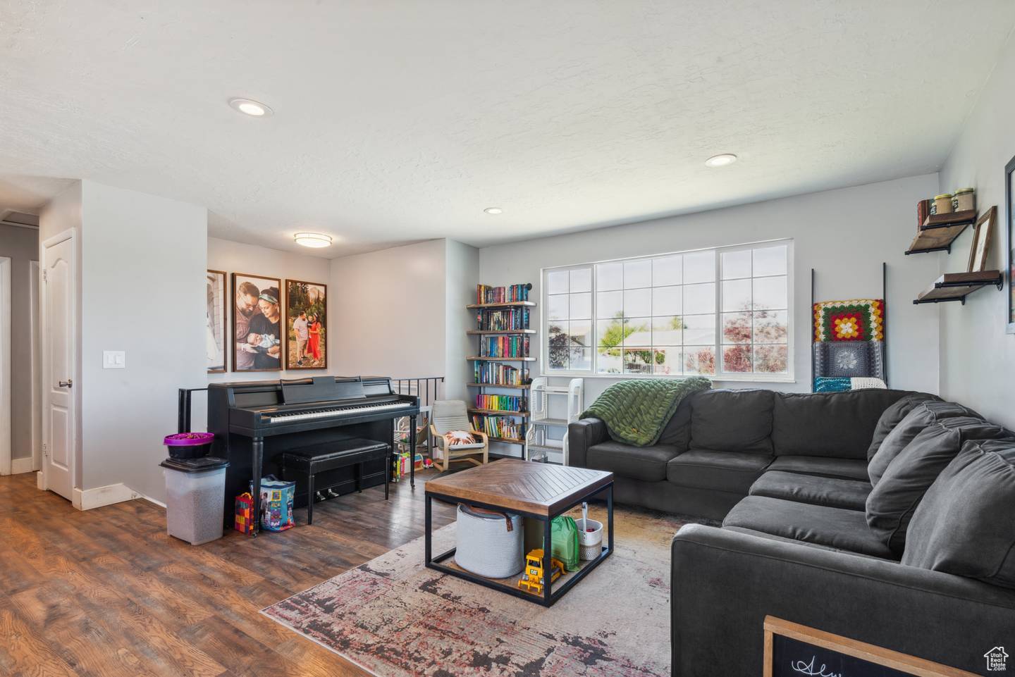 Salt Lake City, UT 84118,5917 W HORN SILVER CIR