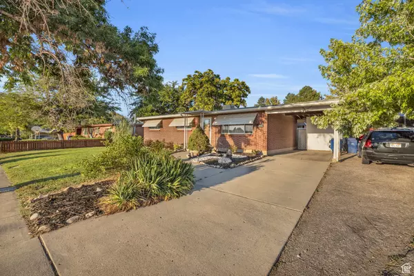 North Salt Lake, UT 84054,366 N 175 E