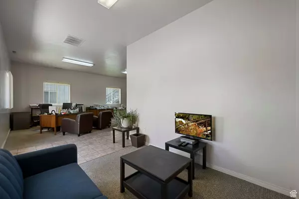 Murray, UT 84107,216 W 4860 S