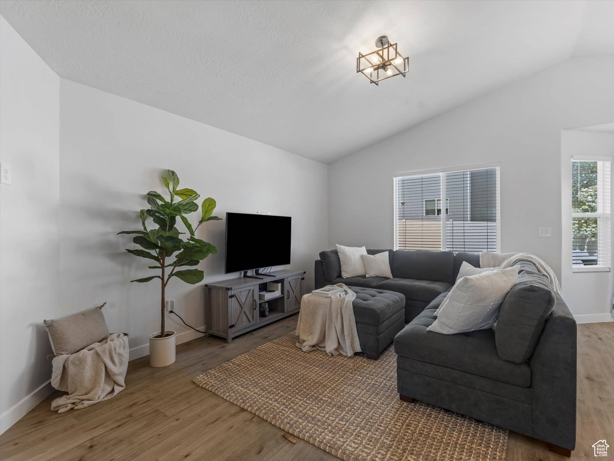 West Valley City, UT 84128,4606 S 6000 W