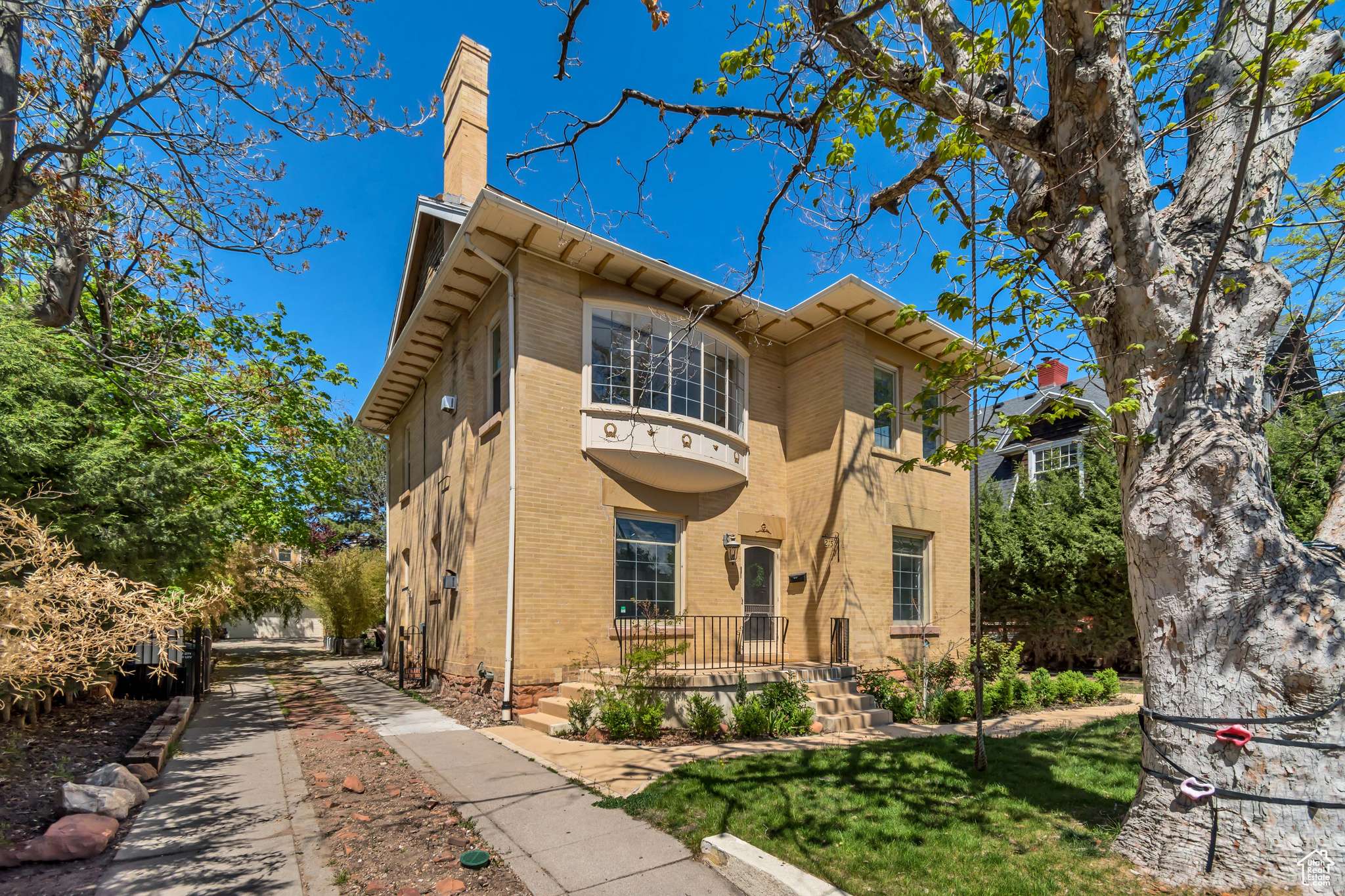 215 E 2ND AVE N, Salt Lake City, UT 84103