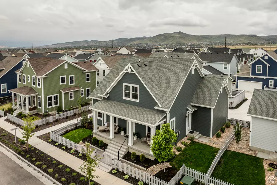 6781 W MEADOW GRASS DR, South Jordan, UT 84009