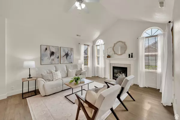 Lehi, UT 84043,392 N 1030 E #R3