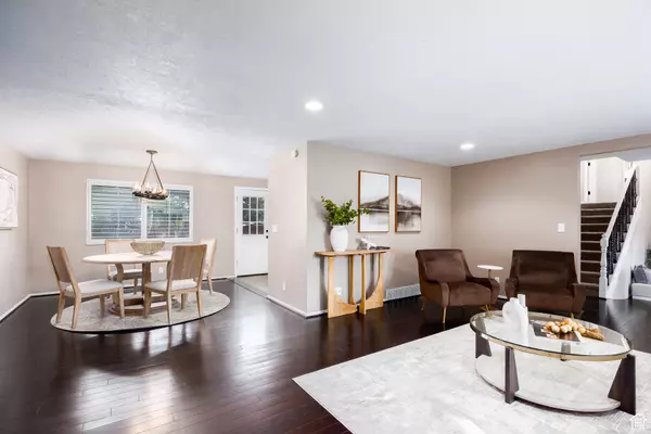 Murray, UT 84117,1256 E DARBY CIR S