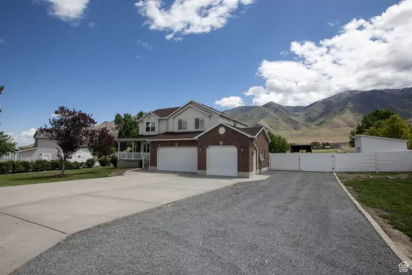 Lake Point, UT 84074,7468 N ADOBE LN