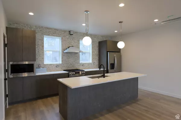 South Salt Lake, UT 84106,563 E DOLORES CV #14