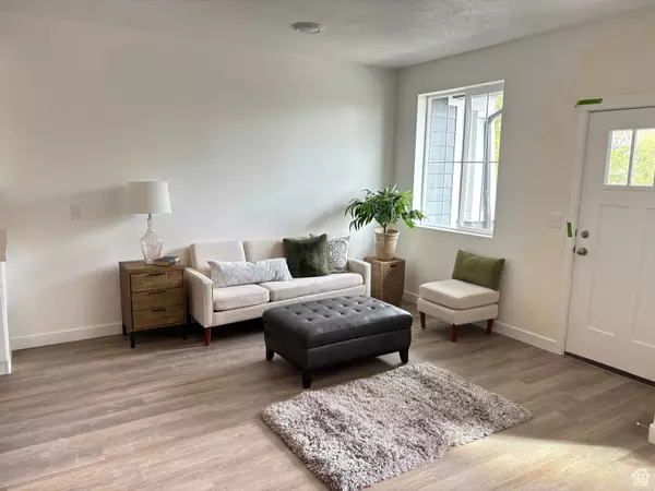 Kearns, UT 84118,6150 S 4640 W #86