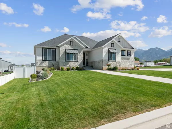 Mona, UT 84645,318 W 700 S