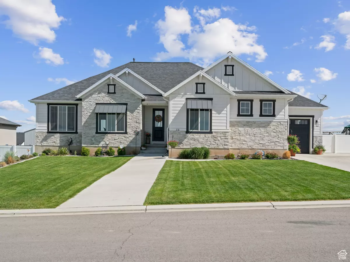 Mona, UT 84645,318 W 700 S