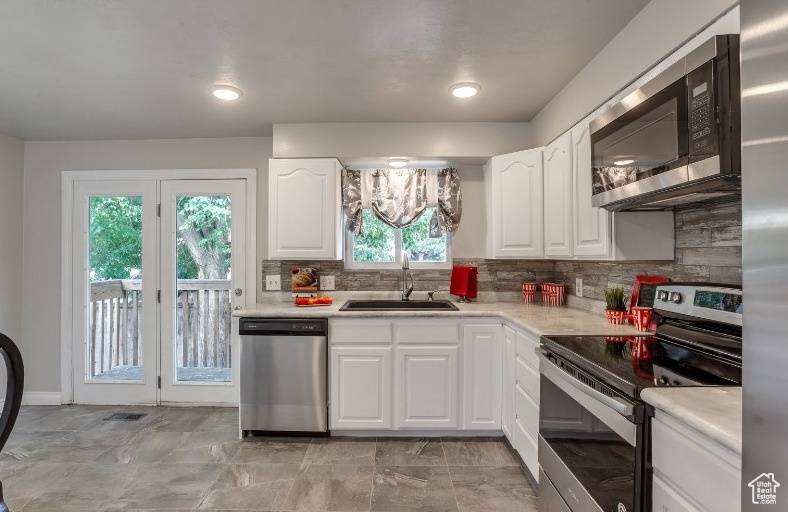 Sandy, UT 84092,8881 S 400 E