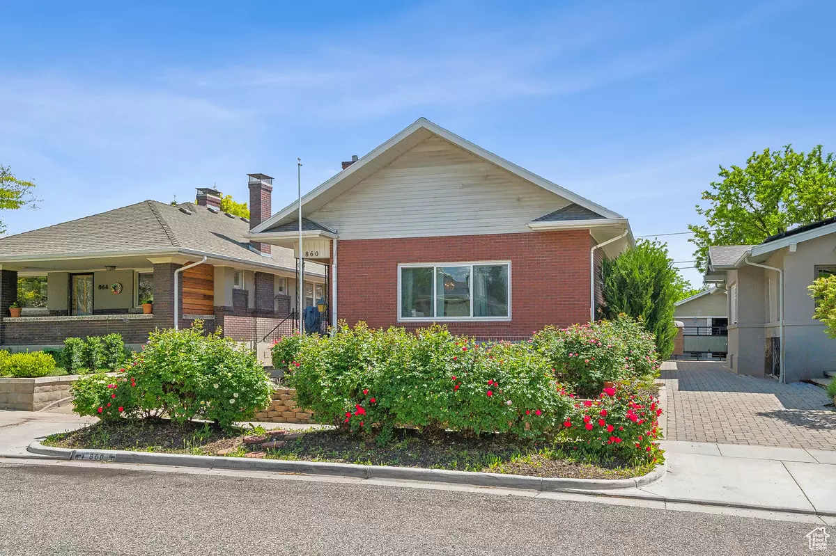 Salt Lake City, UT 84105,860 E EMERSON AVE S