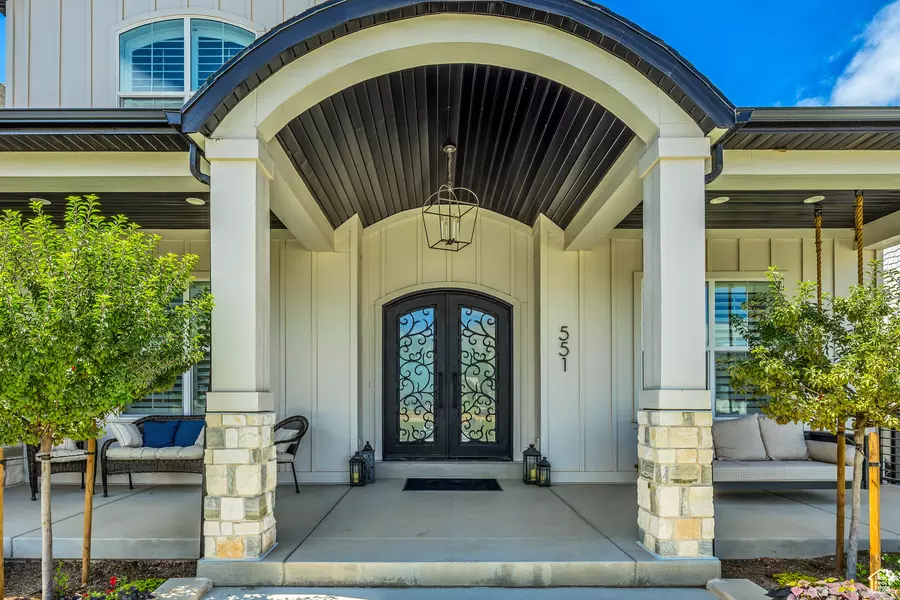 8944 SILVER LAKE DR, Cedar Hills, UT 84062