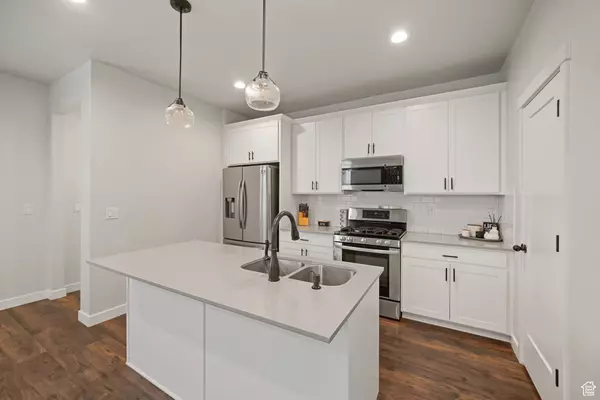 South Jordan, UT 84009,11413 S KITTY HAWK RD W