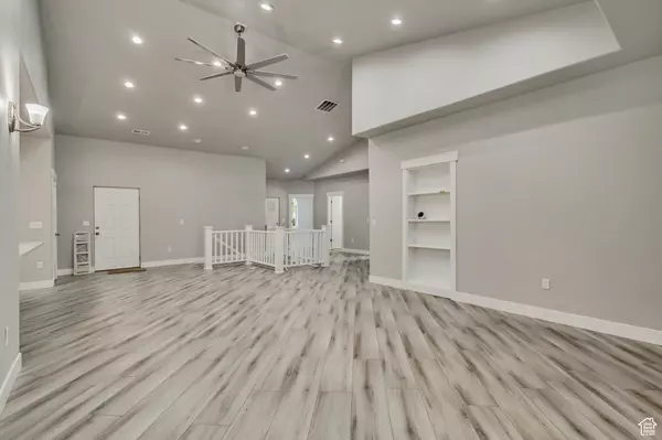 West Valley City, UT 84120,3524 S 5450 W