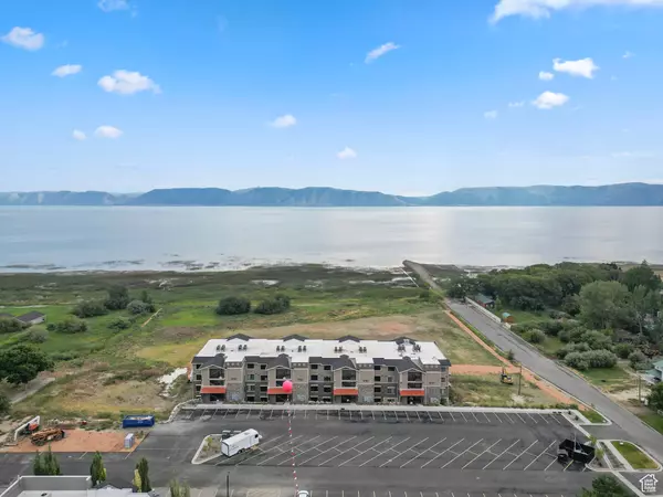 Garden City, UT 84028,35 E 150 S #401B