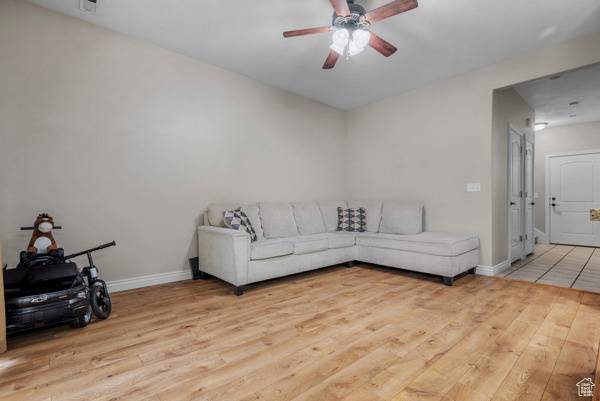 Pleasant Grove, UT 84062,861 W 310 S
