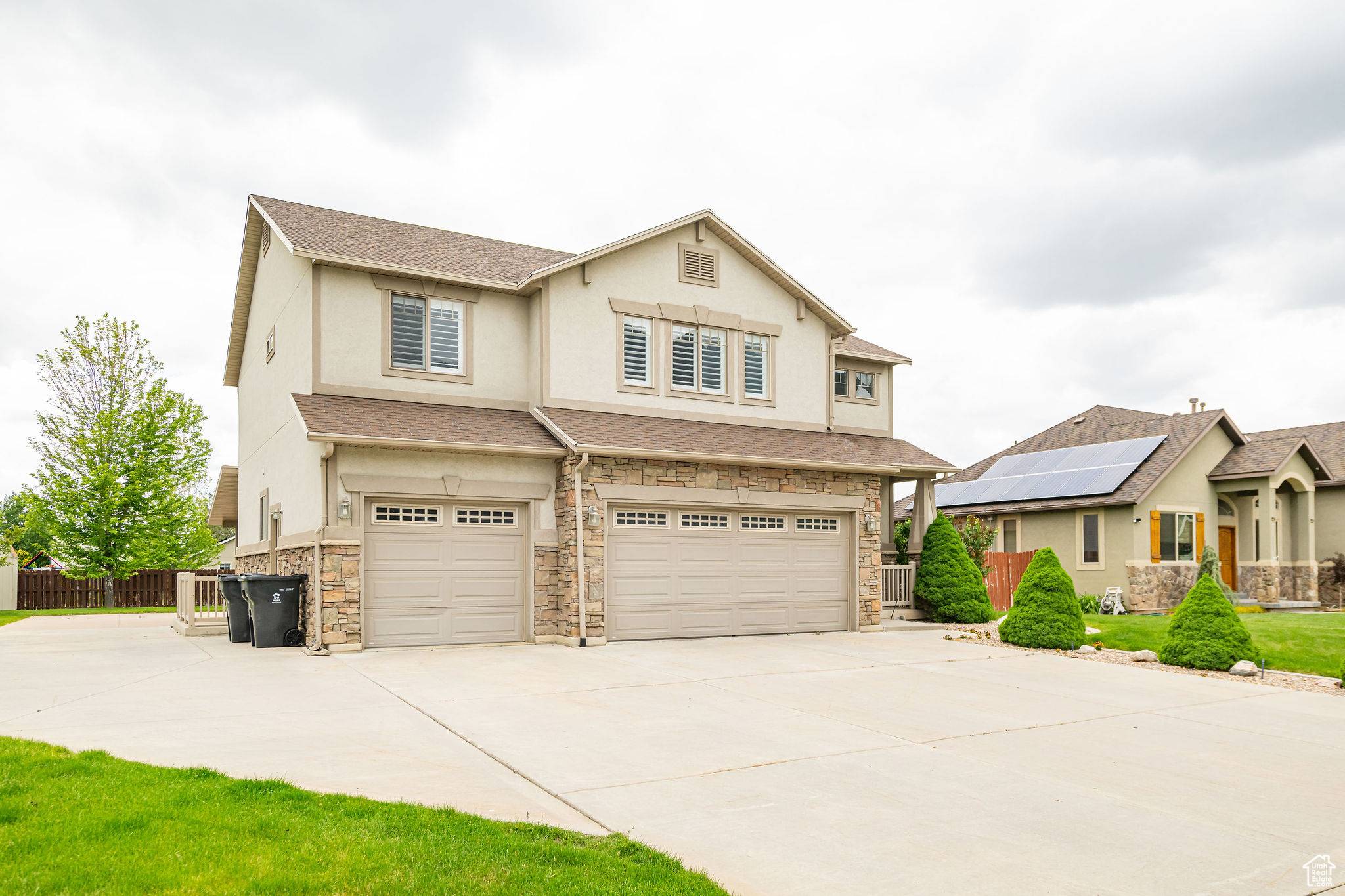 South Ogden, UT 84403,6045 S 2000 E