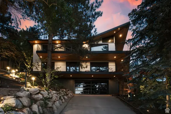 2249 S LAKELINE DR E, Salt Lake City, UT 84109