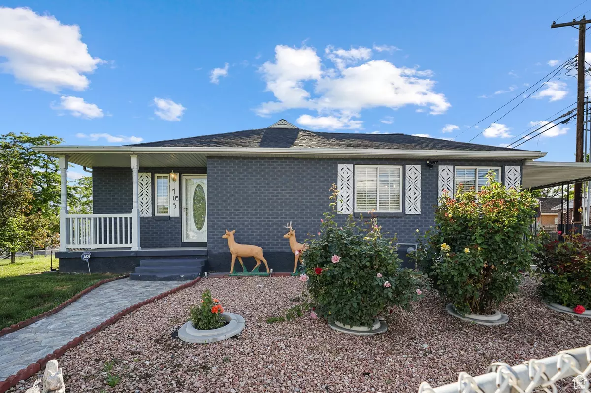 Salt Lake City, UT 84116,705 N AMERICAN BEAUTY DR