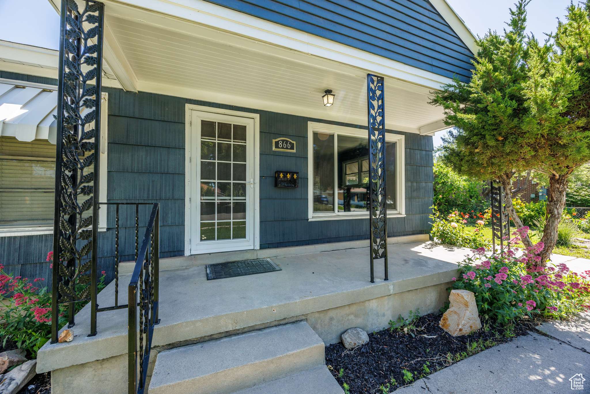 Salt Lake City, UT 84116,866 AMERICAN BEAUTY DR