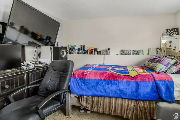 West Jordan, UT 84088,3631 W 7910 S