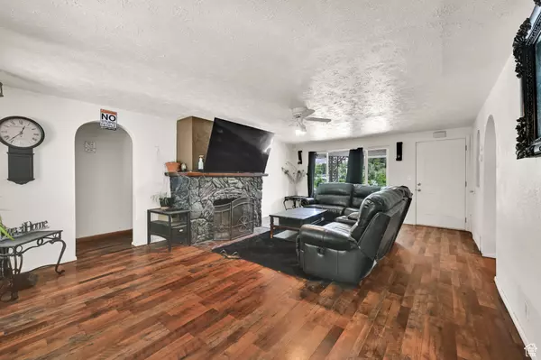 South Ogden, UT 84403,4825 S BURCH CREEK DR. E