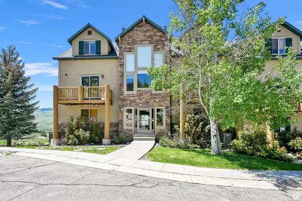5063 E LAKEVIEW DR #1001, Eden, UT 84310