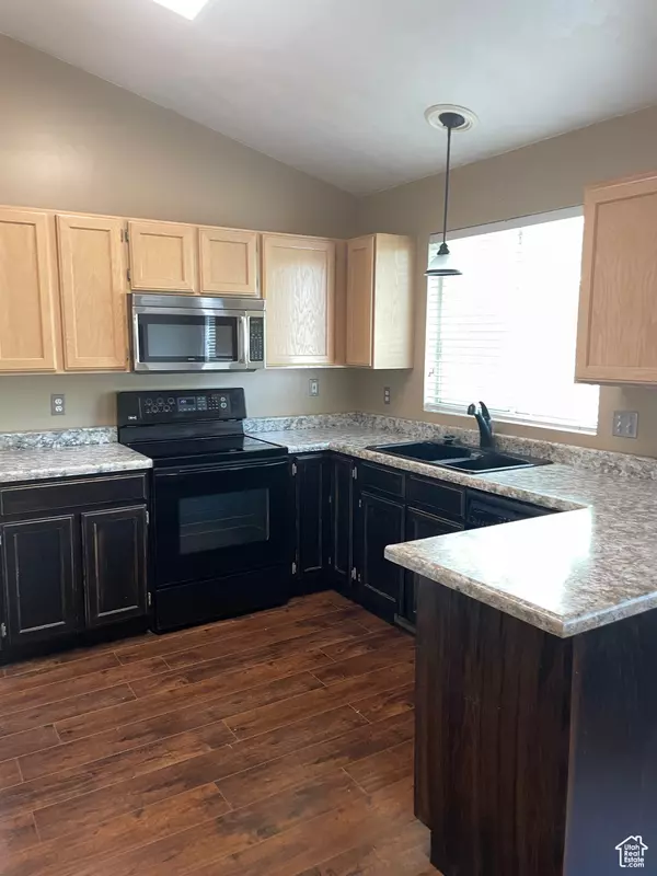 Riverton, UT 84065,13778 S 2260 W