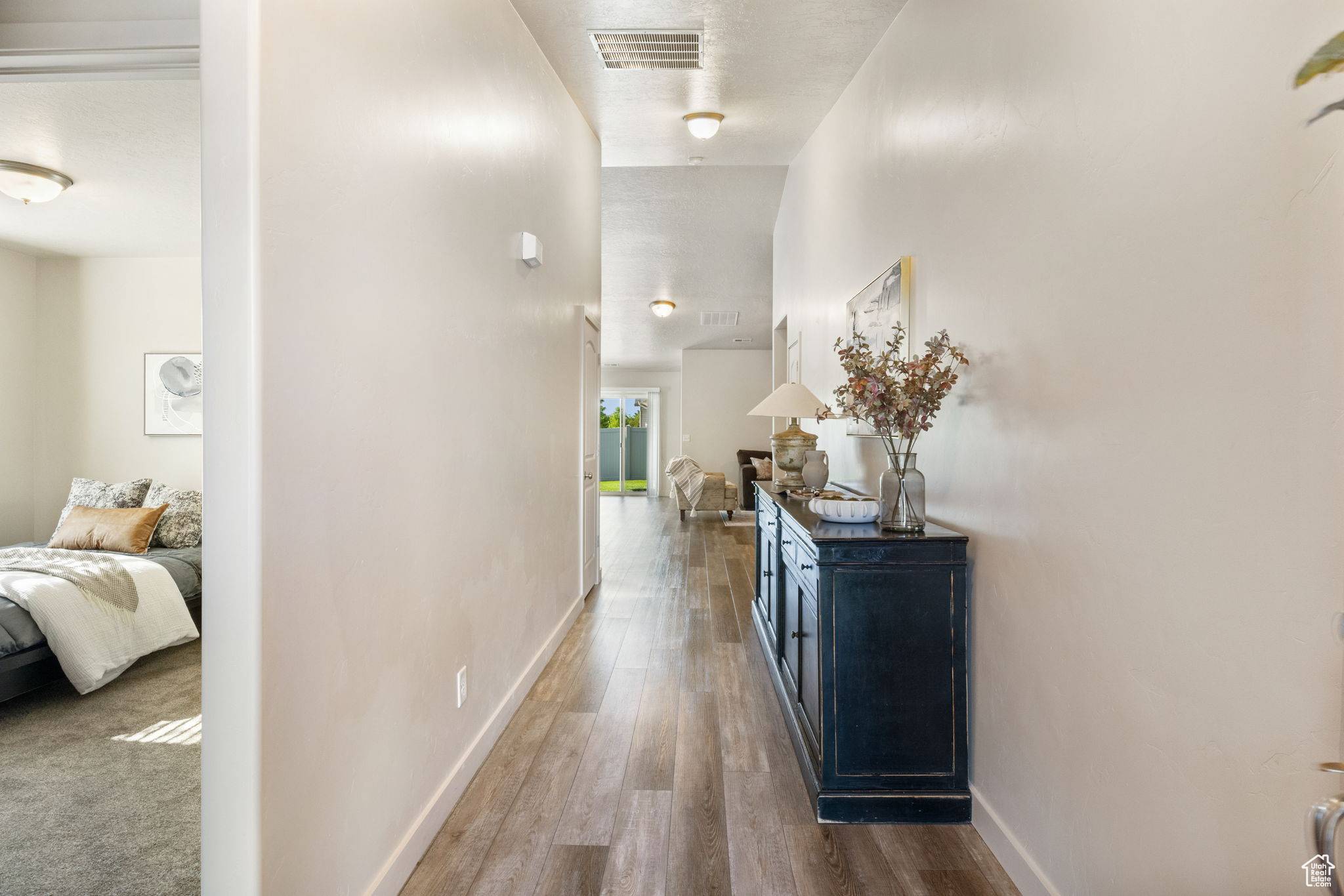 North Salt Lake, UT 84054,1135 SURREY DR