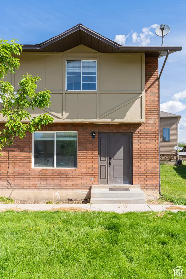 Vernal, UT 84078,1560 W 300 S ##1