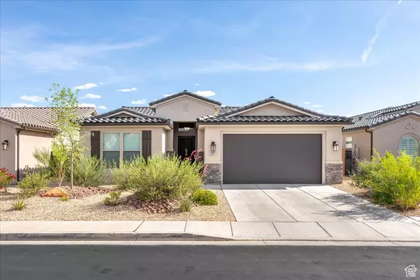 227 W WHITE PEARL DR,  Washington,  UT 84780