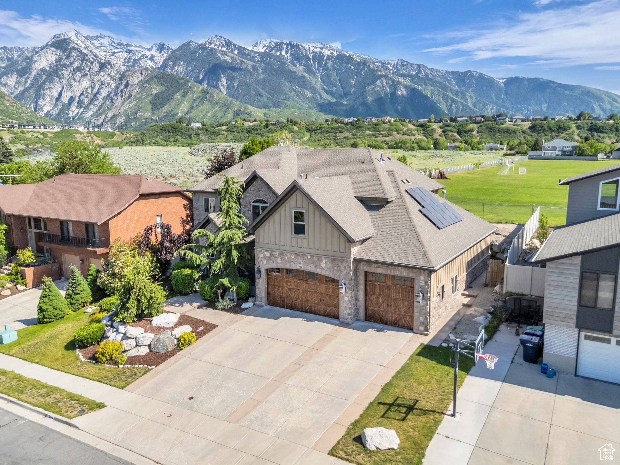 Sandy, UT 84093,2894 E COBBLEMOOR LN