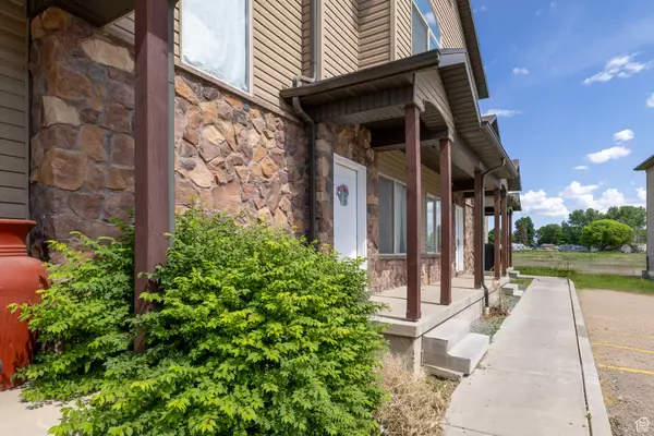 Vernal, UT 84078,1658 W 300 S #43