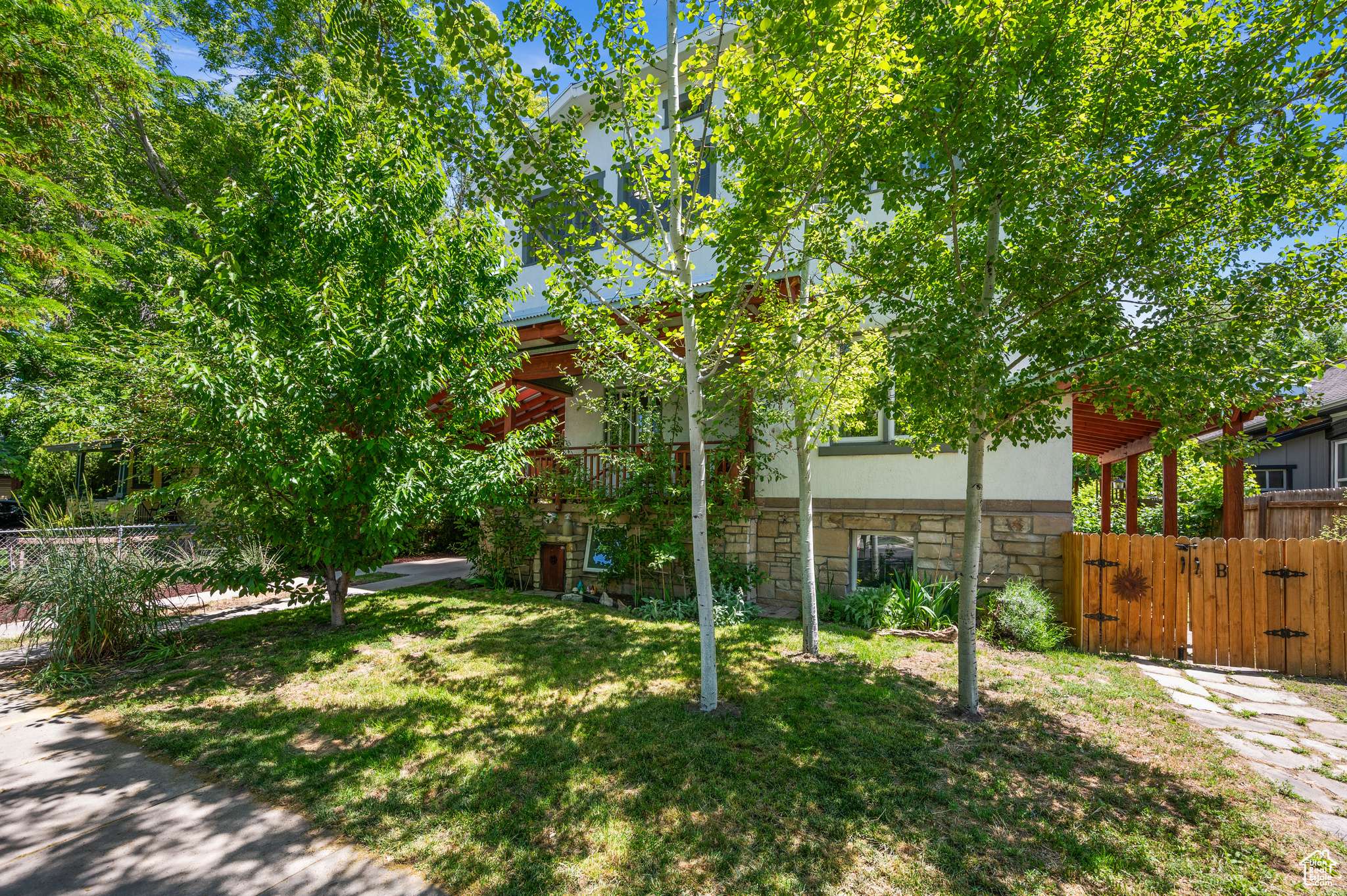 Salt Lake City, UT 84115,1503 S 300 E