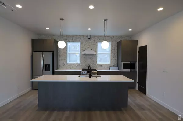 South Salt Lake, UT 84106,569 E DOLORES CV S #12