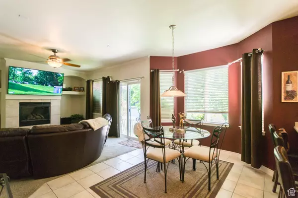 Sandy, UT 84070,274 E PARK KNOLL CIR