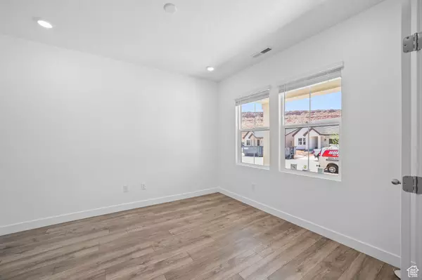 Washington, UT 84780,1866 S CYCLONE DR #258