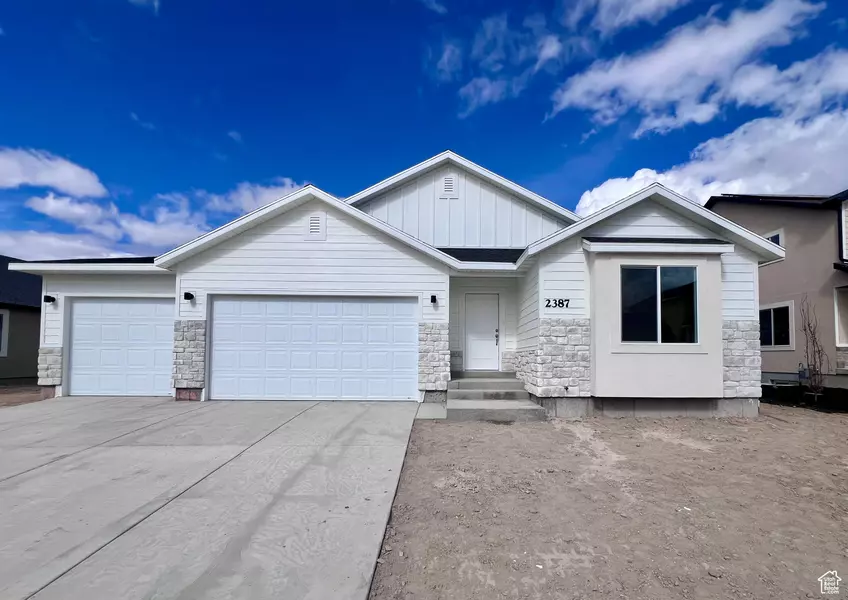 2367 E MARIGOLD DR, Eagle Mountain, UT 84005