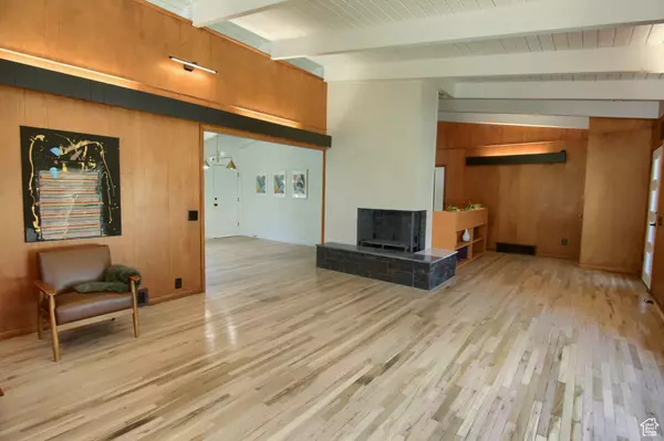 North Ogden, UT 84414,1215 E 2600 N