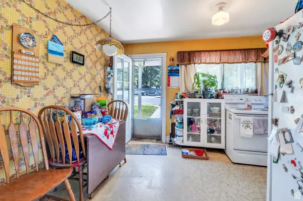 Springville, UT 84663,831 E HILLCREST DR
